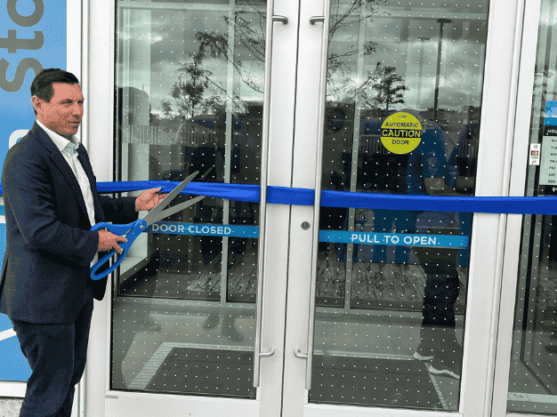 Ribbon cutting ceremony at Vaultra Storage Brampton led by Mayor Patrick Brown!
